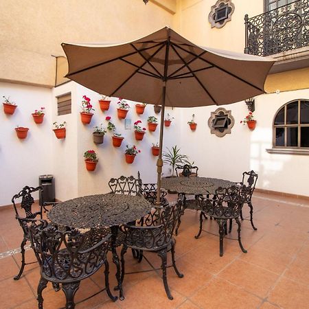 Suites Sevilla 普埃布拉 外观 照片